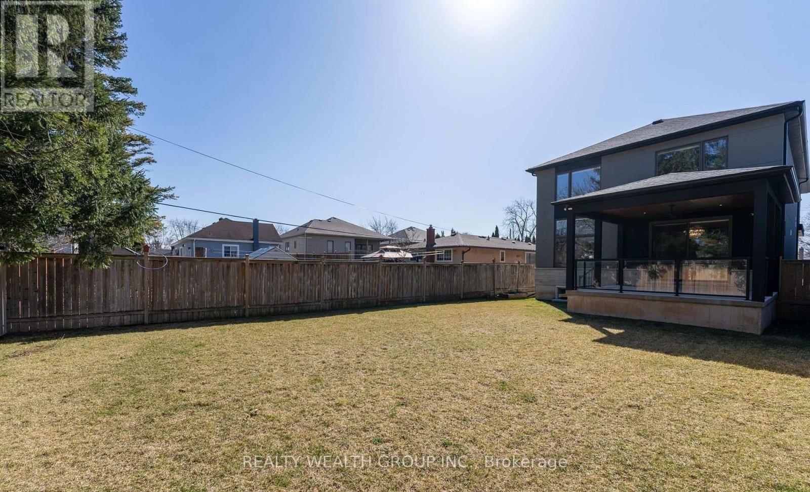 4636 LEE AVENUE - 39