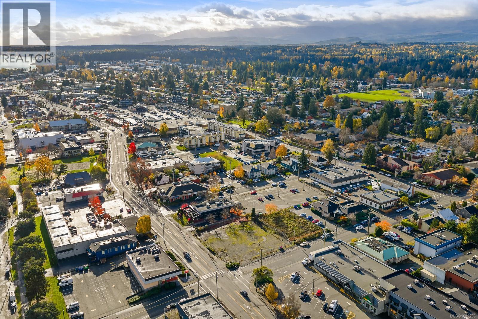 1175 Cliffe Ave, Courtenay - Image 1