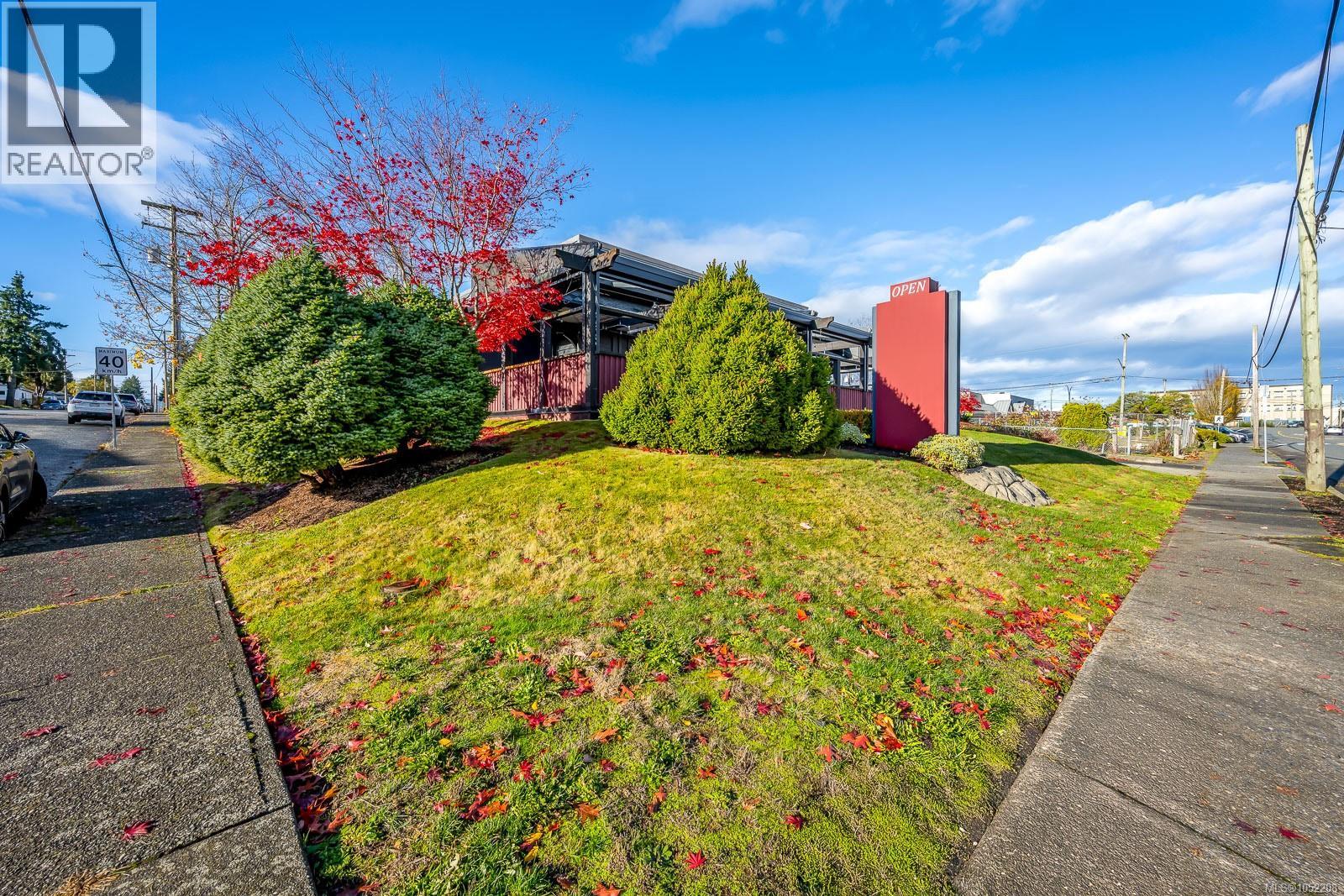 1175 Cliffe Ave, Courtenay - Image 1