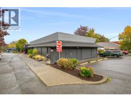 1175 Cliffe Ave, Courtenay, BC V9N2K2 Photo 12