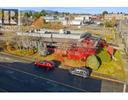 1175 Cliffe Ave, Courtenay, BC V9N2K2 Photo 16
