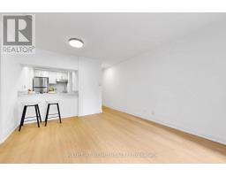 909 - 44 Gerrard Street W, Toronto, ON M5G2K2 Photo 13