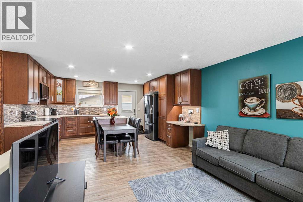 21 Third Avenue SE - 6