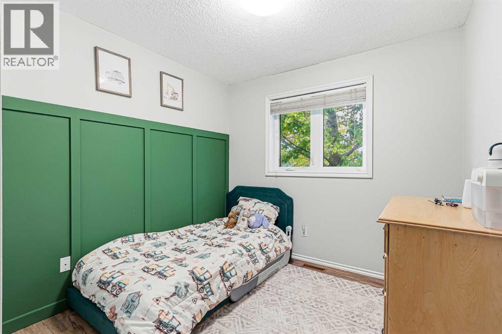 21 Third Avenue SE, Marshall — photo 12