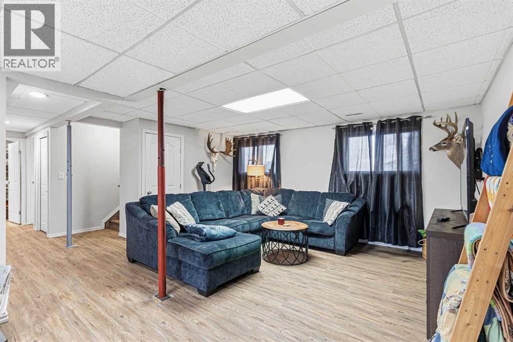 21 Third Avenue SE - 21