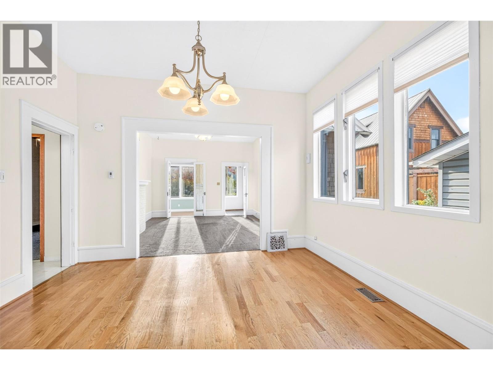 761 4th Avenue - Image 29