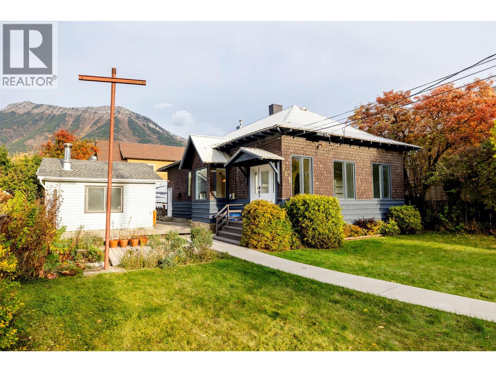 761 4th Avenue - 9