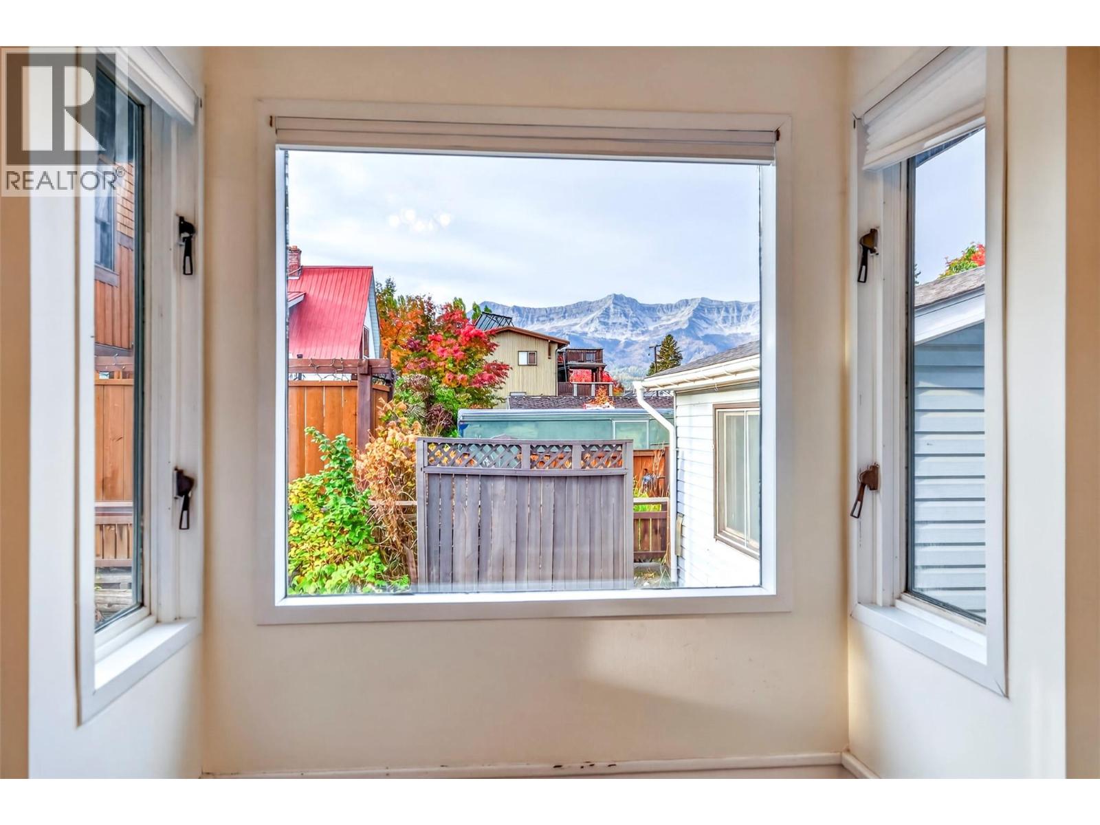 761 4th Avenue - Image 18