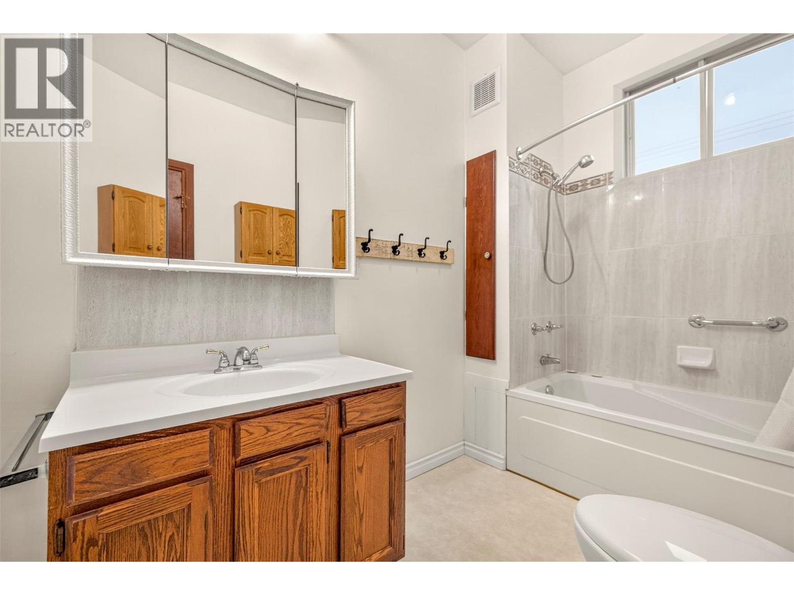 761 4th Avenue - 50