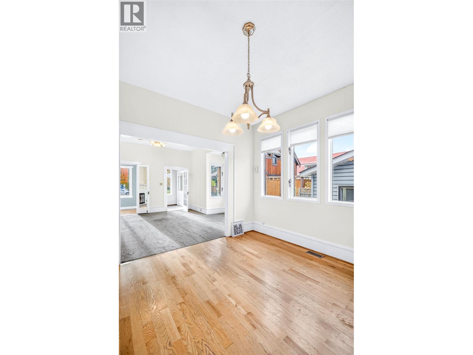 761 4th Avenue - 31