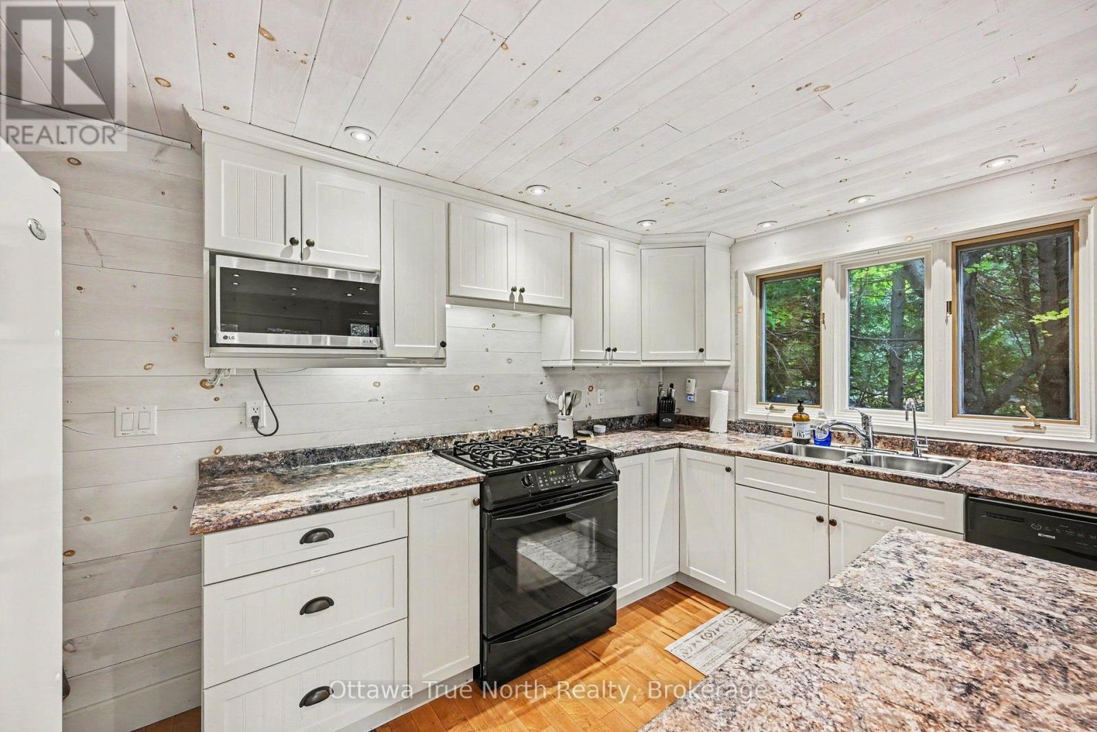 1015c Legion Road — photo 15