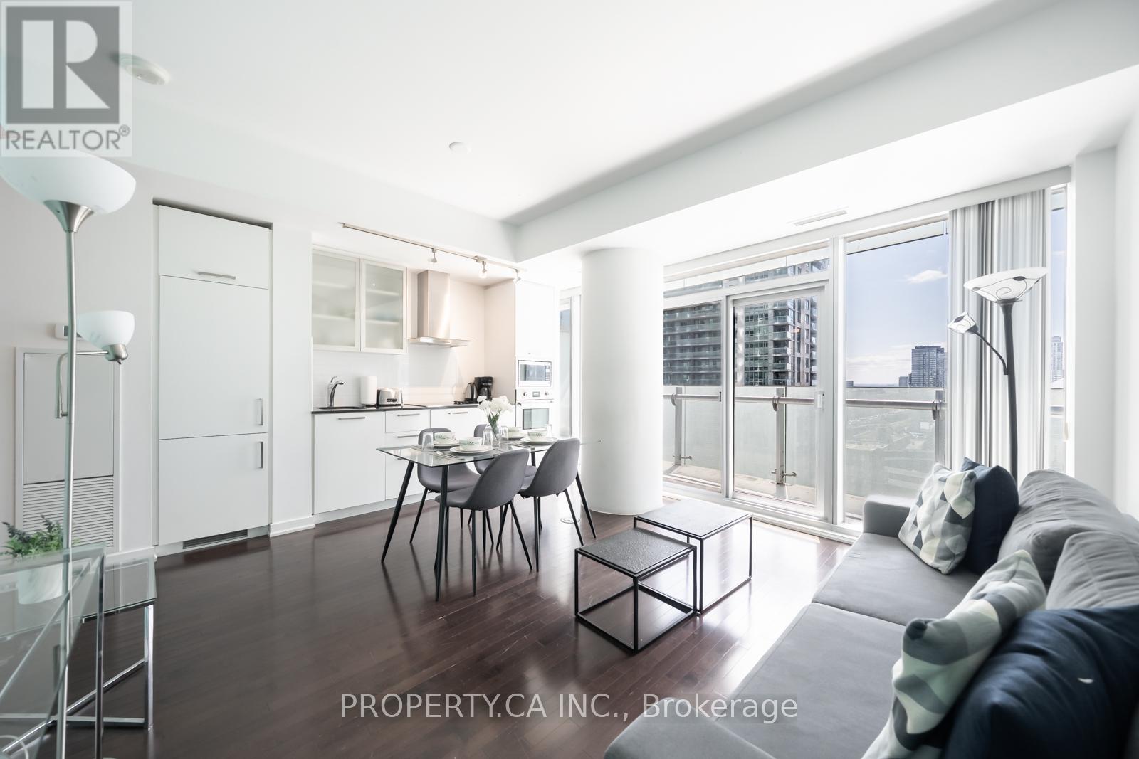 1908 - 14 YORK STREET S, Toronto (Waterfront Communities) — photo 2