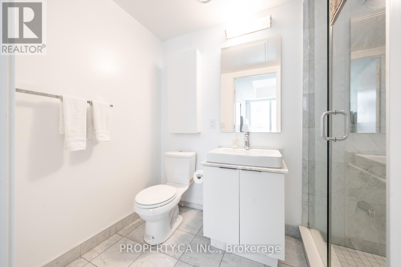 1908- 14 York Street South, Toronto, ON photo 21