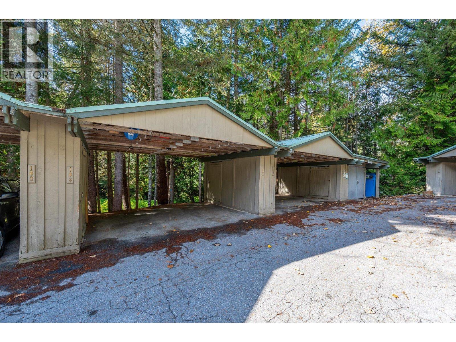 Photo of 202 2101 CASTLE DRIVE 21
