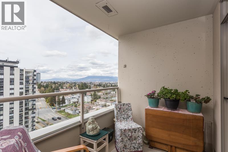 1504 6070 MCMURRAY AVENUE, Burnaby - Image 1