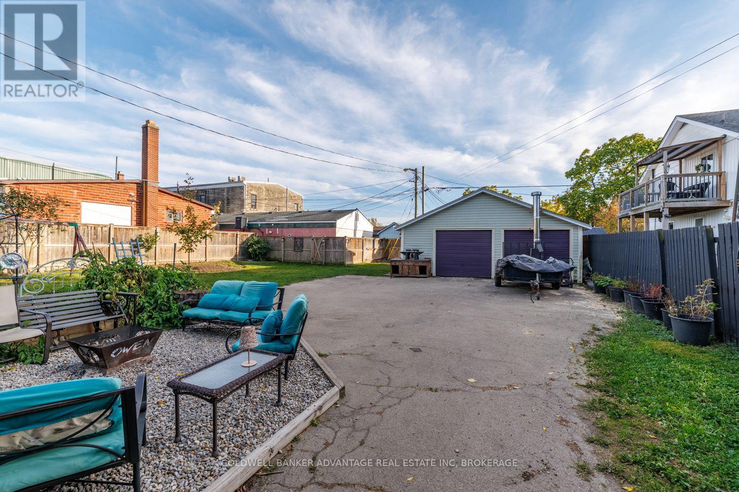 3695 HERSHEY STREET - 38
