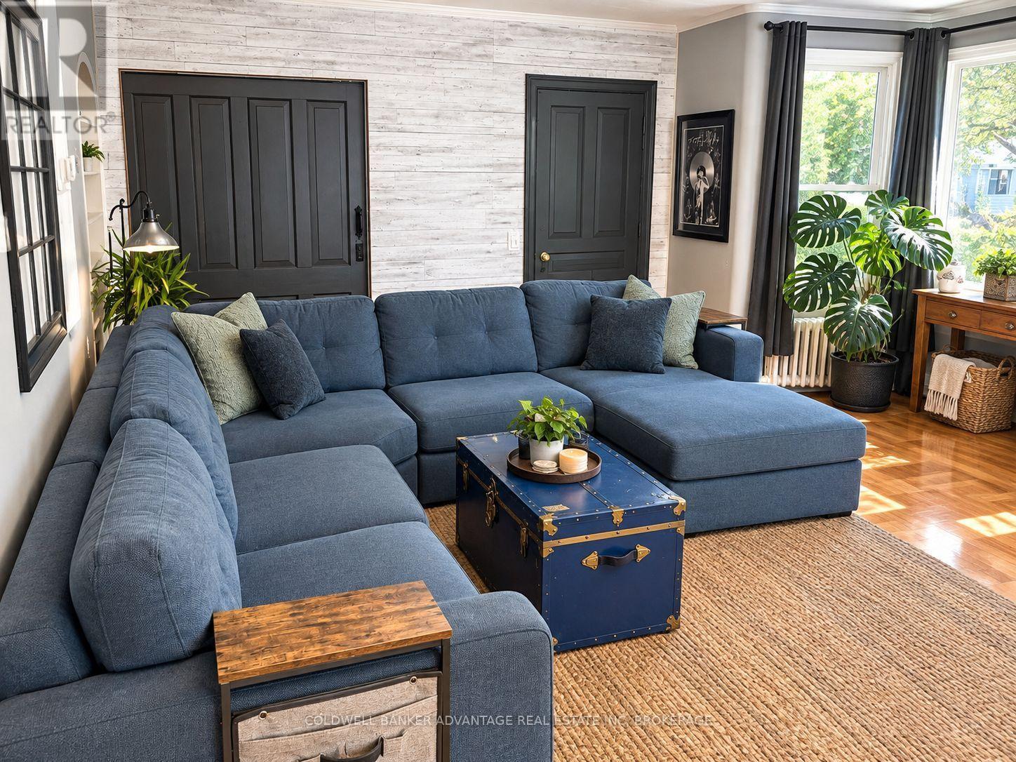 3695 HERSHEY STREET - 8