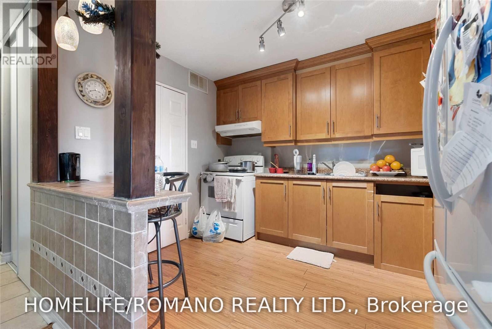 301- 1881 Jane Street, Toronto, ON photo 12