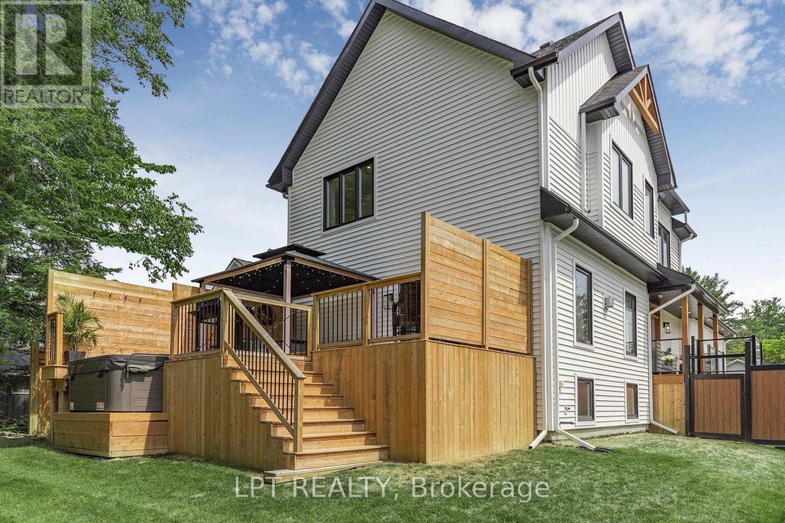 68 49th Street North, Wasaga Beach, ON photo 38