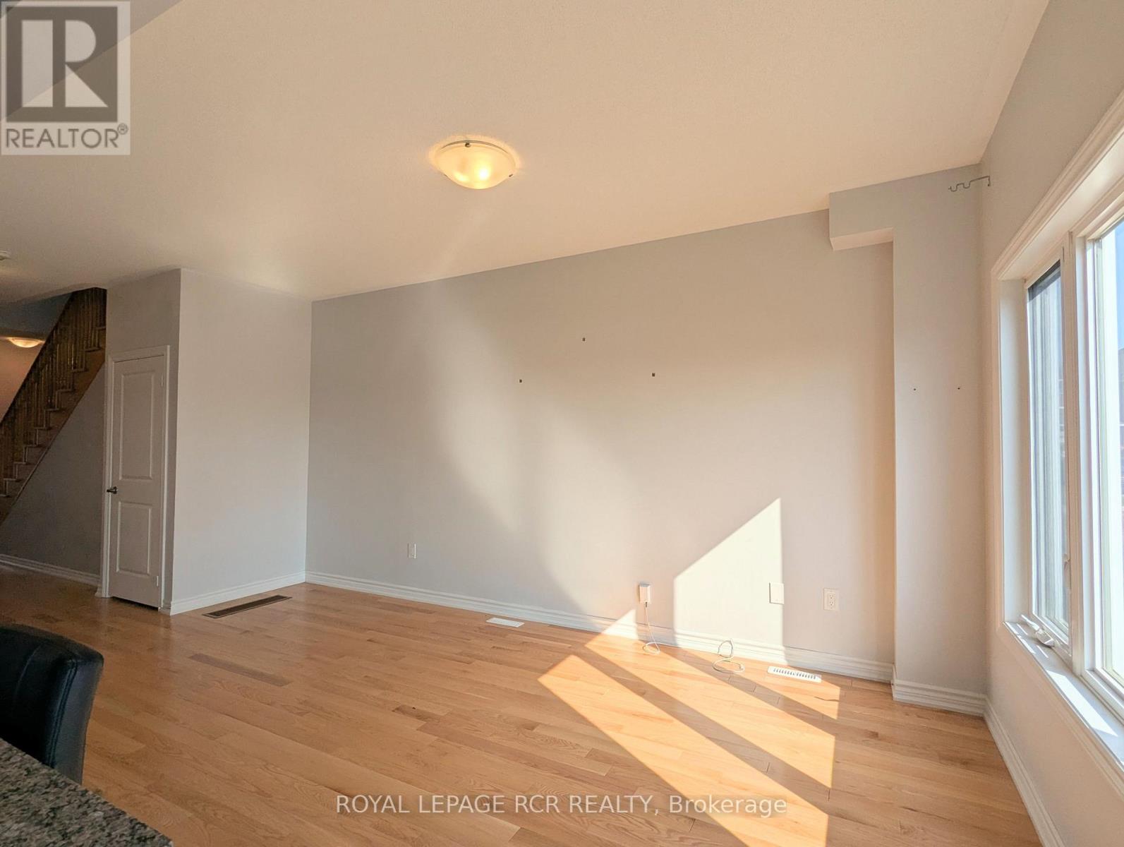 35 Middleton Street — photo 10