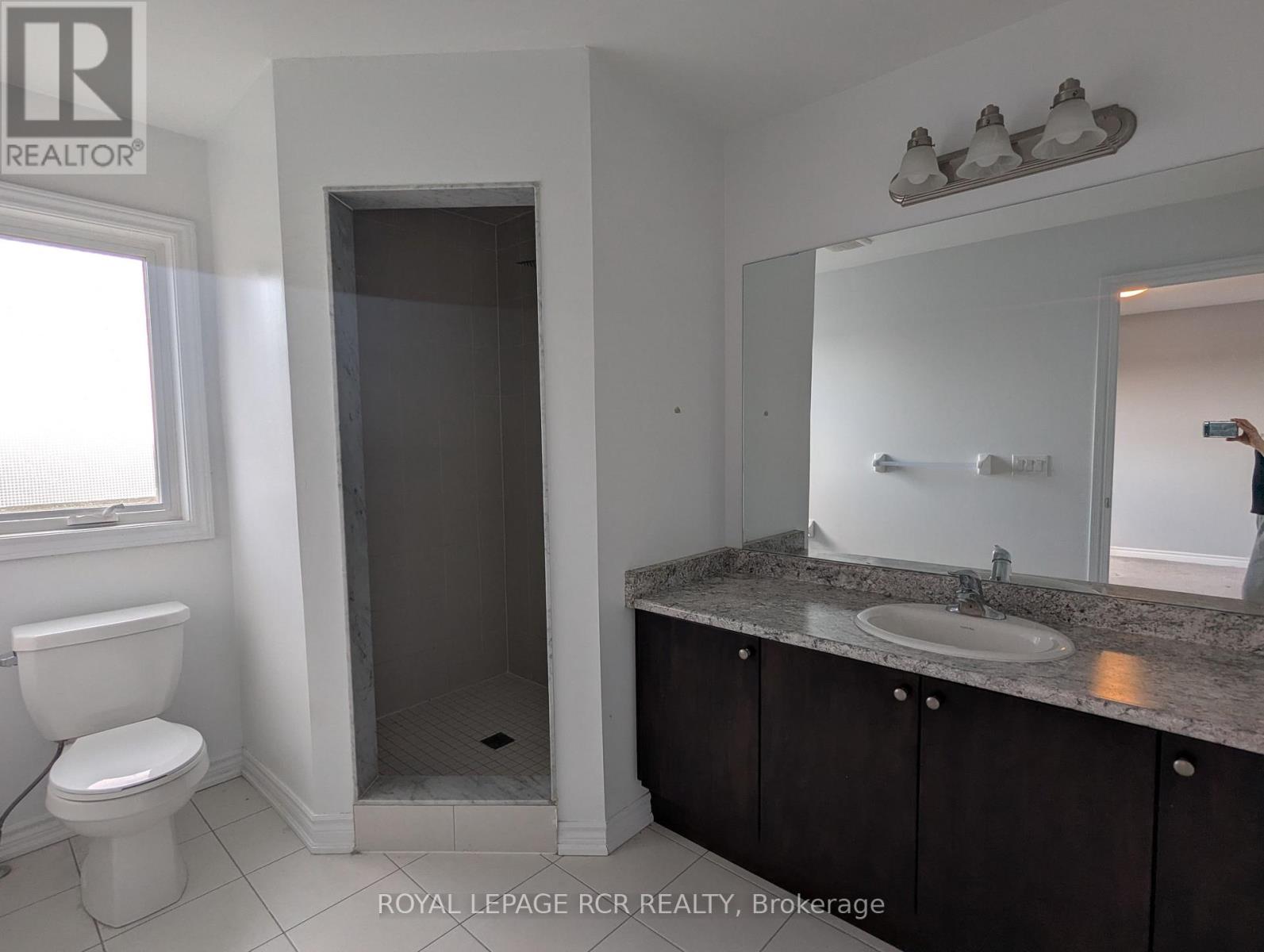 35 Middleton Street — photo 16