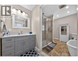 16 Garden Street, Thorold, ON L2V3J1 Photo 14