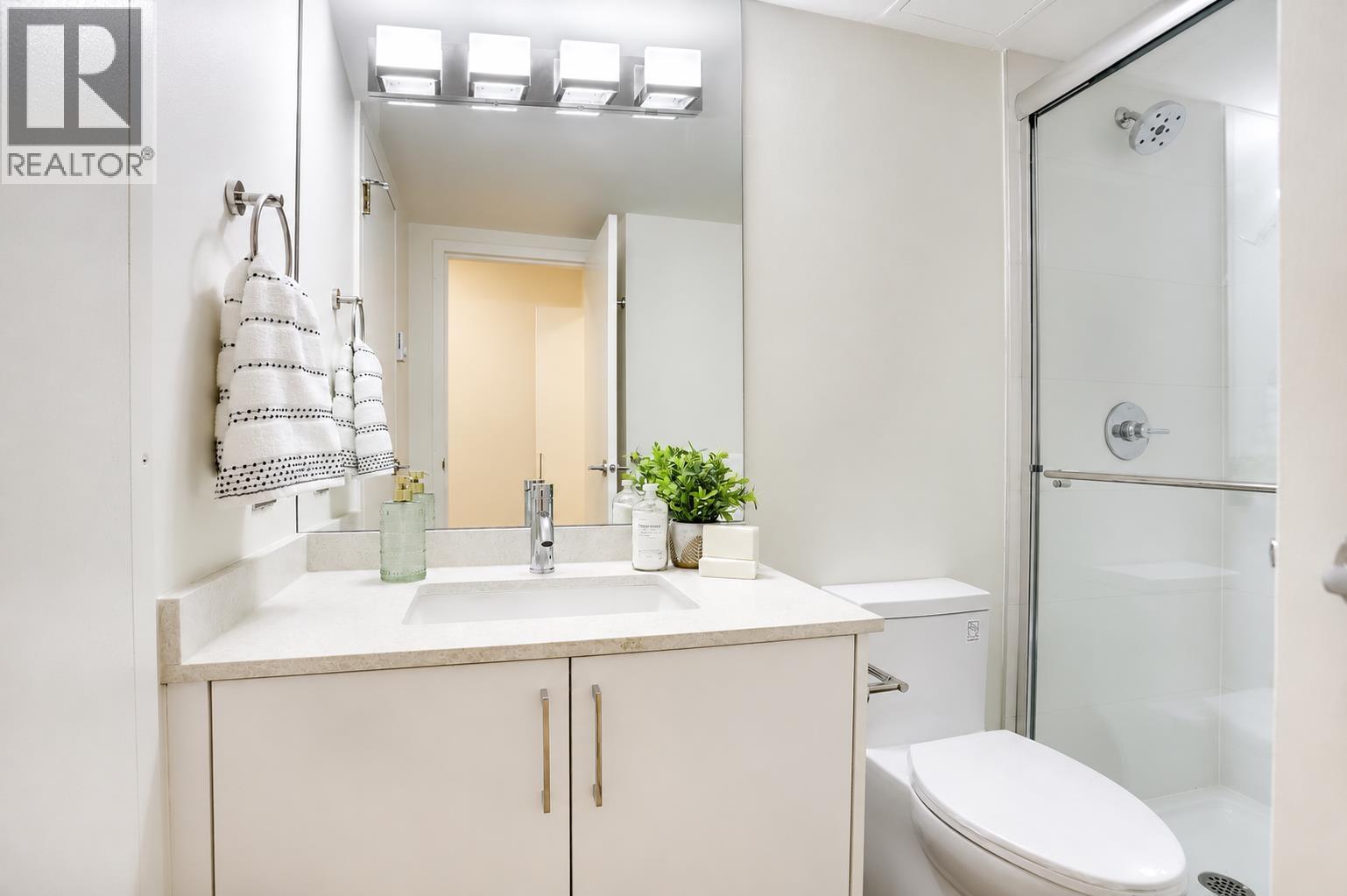 2 Bed, 1 Bath Apartment for Sale in New Westminster – 109 550 ROYAL AVENUE, New Westminster – MLS# R3174817 - Image 91