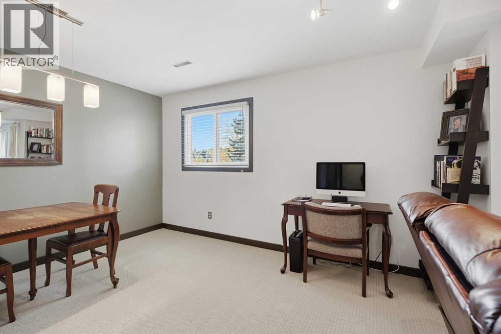 #24 3015 51 Street SW - 7