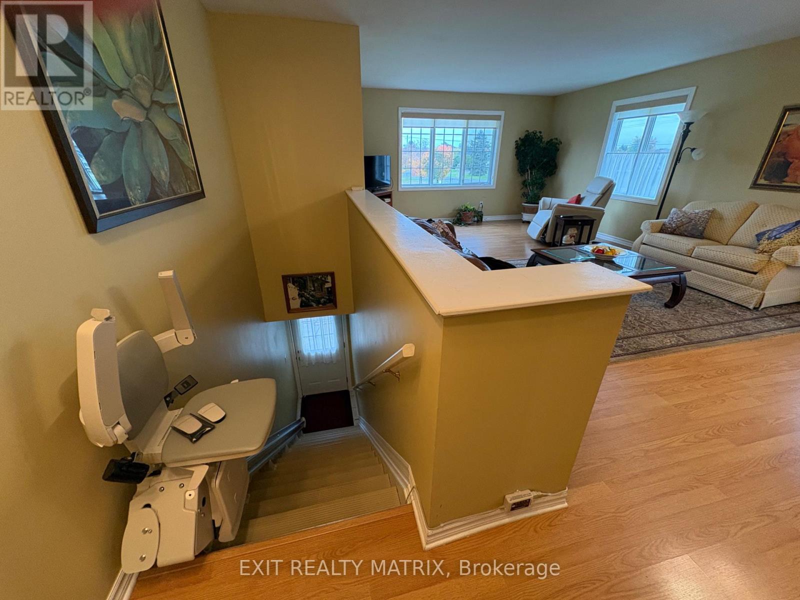 5 Marcel Street — photo 3