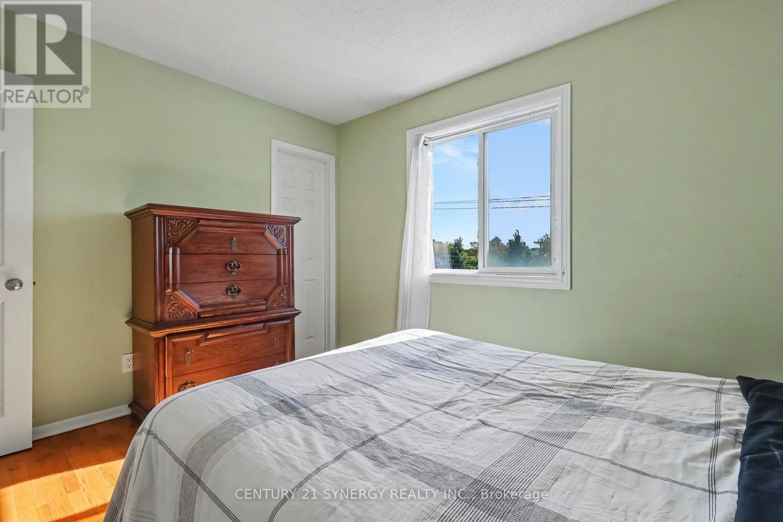 190 Bayswater Avenue West — photo 14