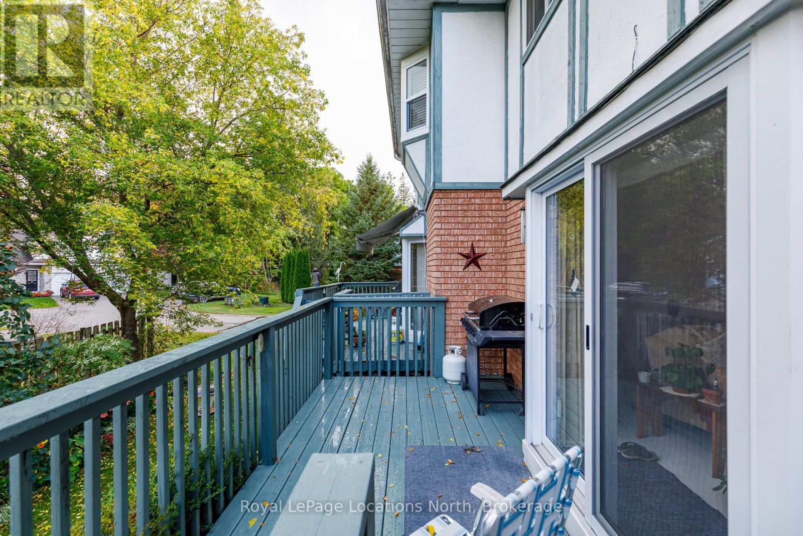403 Thomas Street South — photo 37