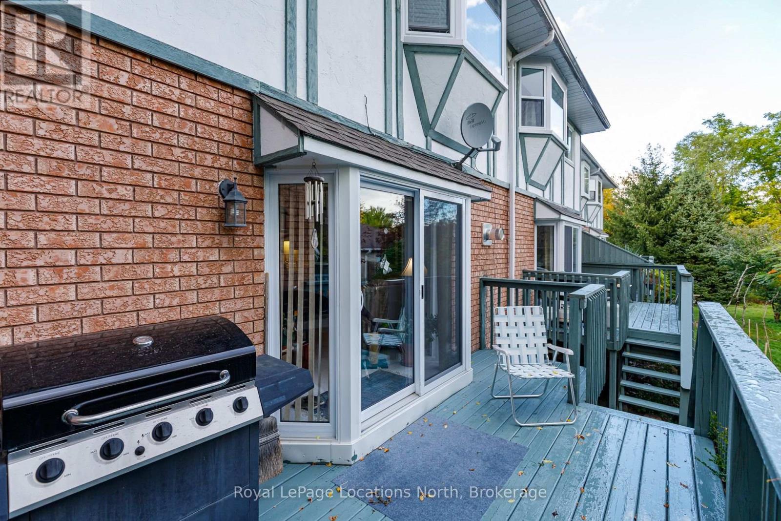 403 Thomas Street South — photo 38