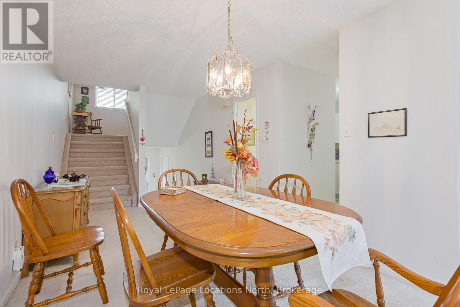 403 Thomas Street South — photo 8