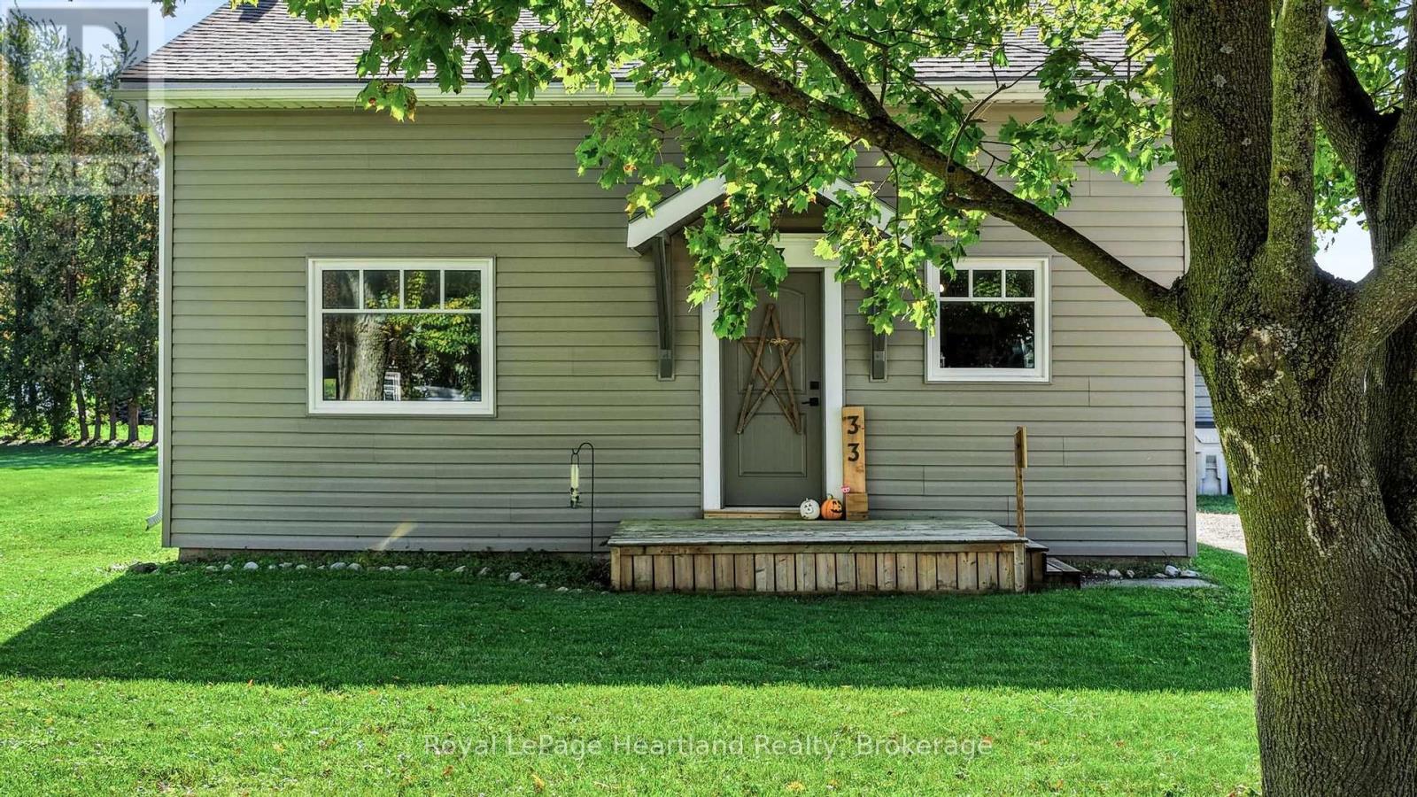 33 MILL ROAD, Bluewater (Stanley) — photo 2