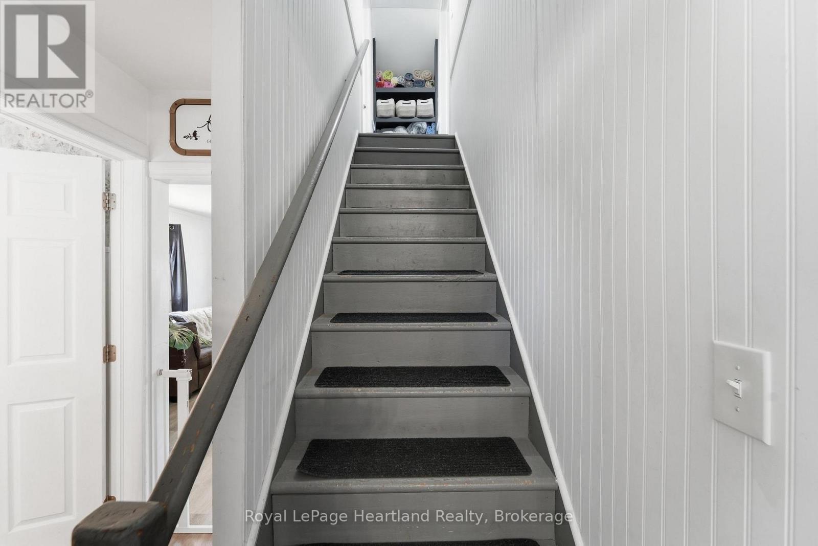33 MILL ROAD - 25