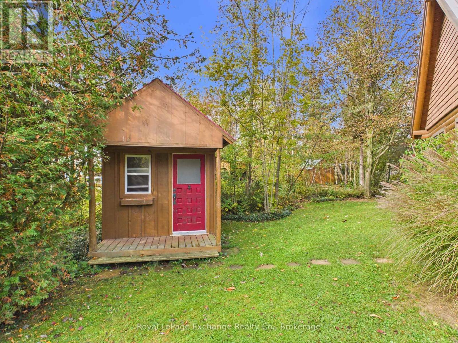 247 Huron Road — photo 13