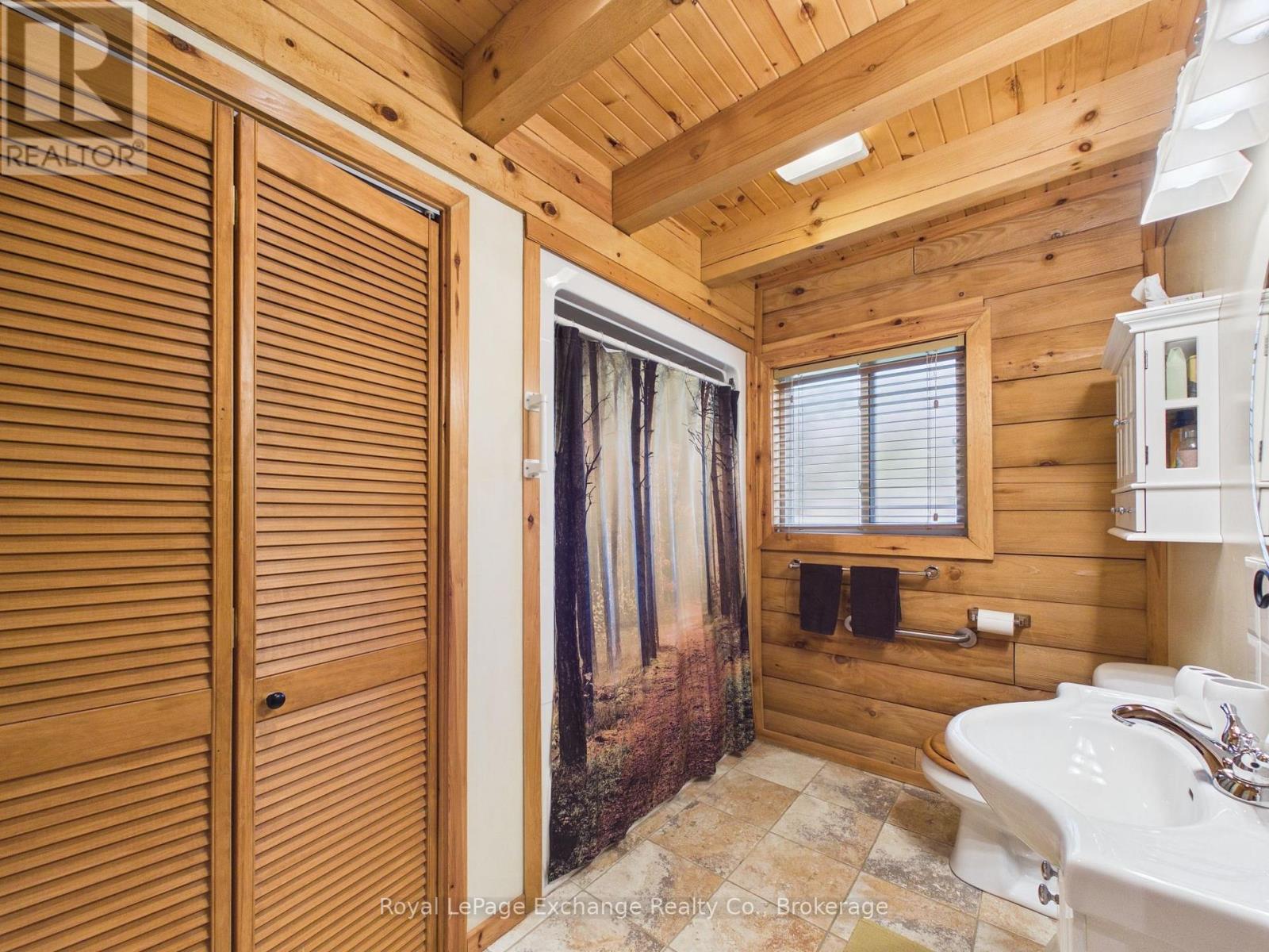 247 HURON ROAD, Huron-Kinloss — photo 8