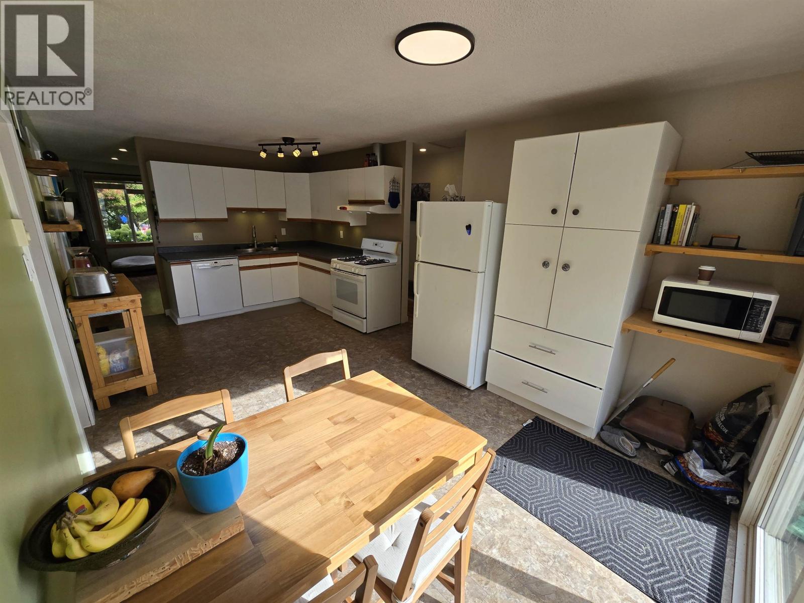 4703 GOULET AVENUE - Image 7