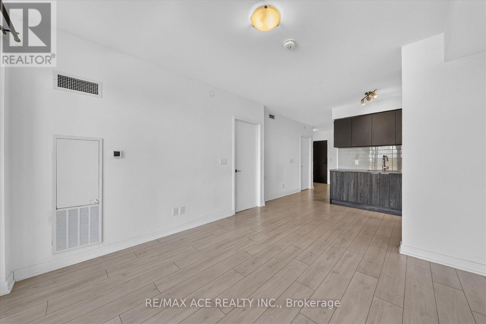 515- 2033 Kennedy Road, Toronto, ON photo 18