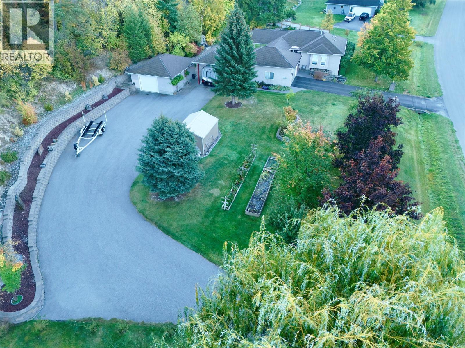 1334 8th Avenue N, Creston British Columbia