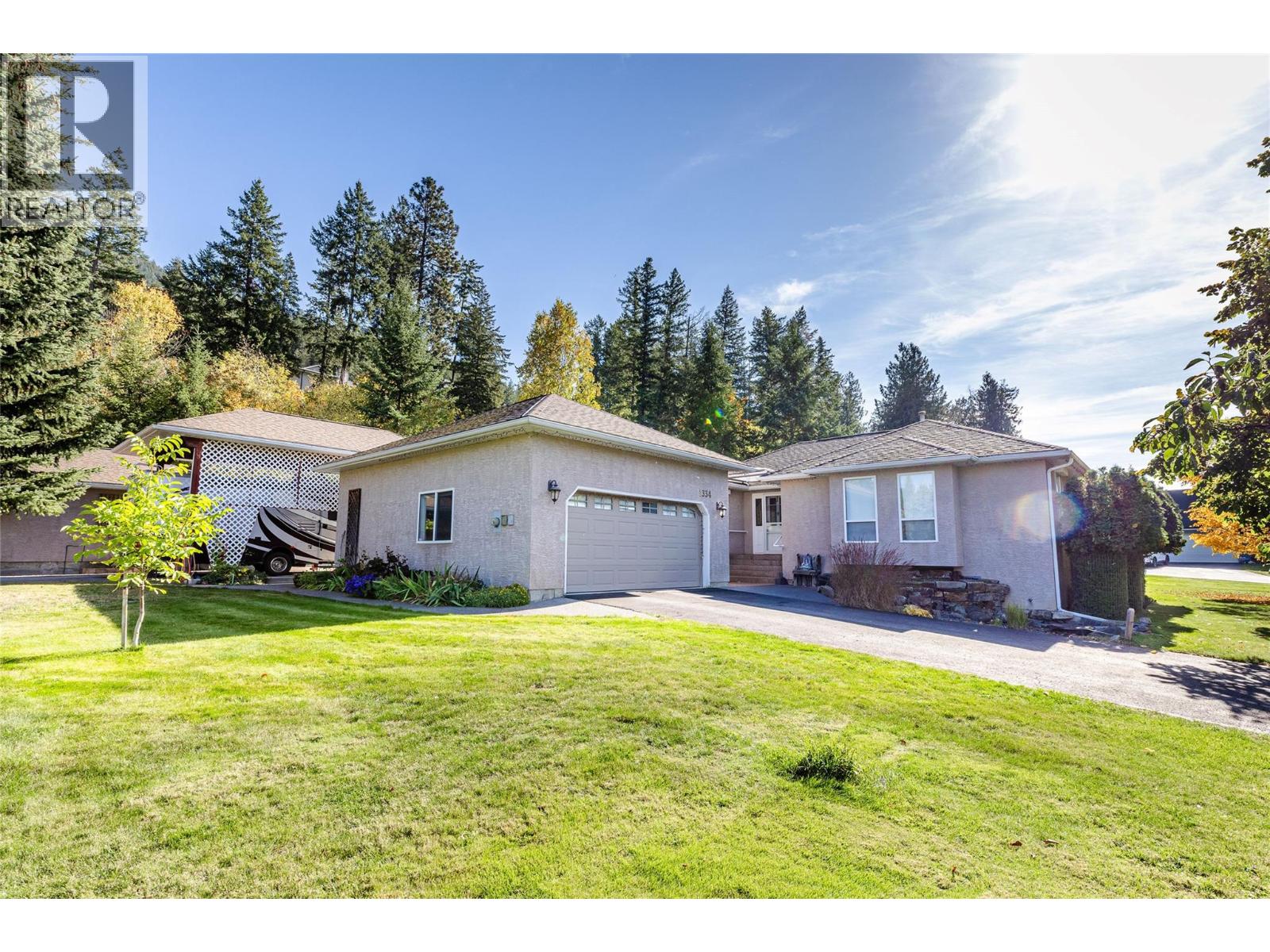 1334 8th Avenue N - 12
