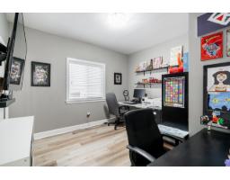 7077 149a Street, Surrey, BC V3S1K2 Photo 12