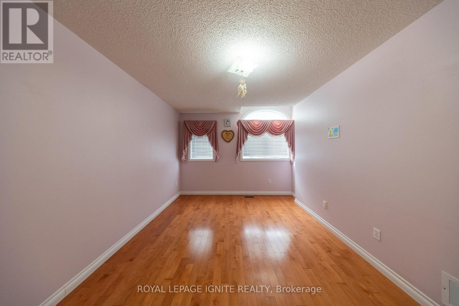 5 Kruger Road — photo 18