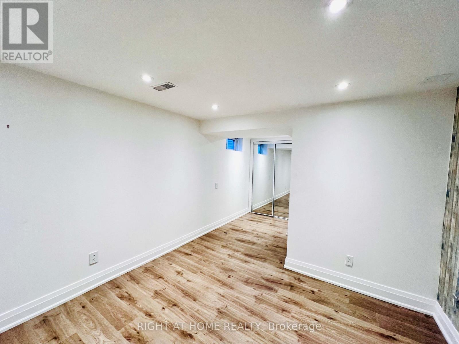 136 Don Head Village Boulevard — photo 20