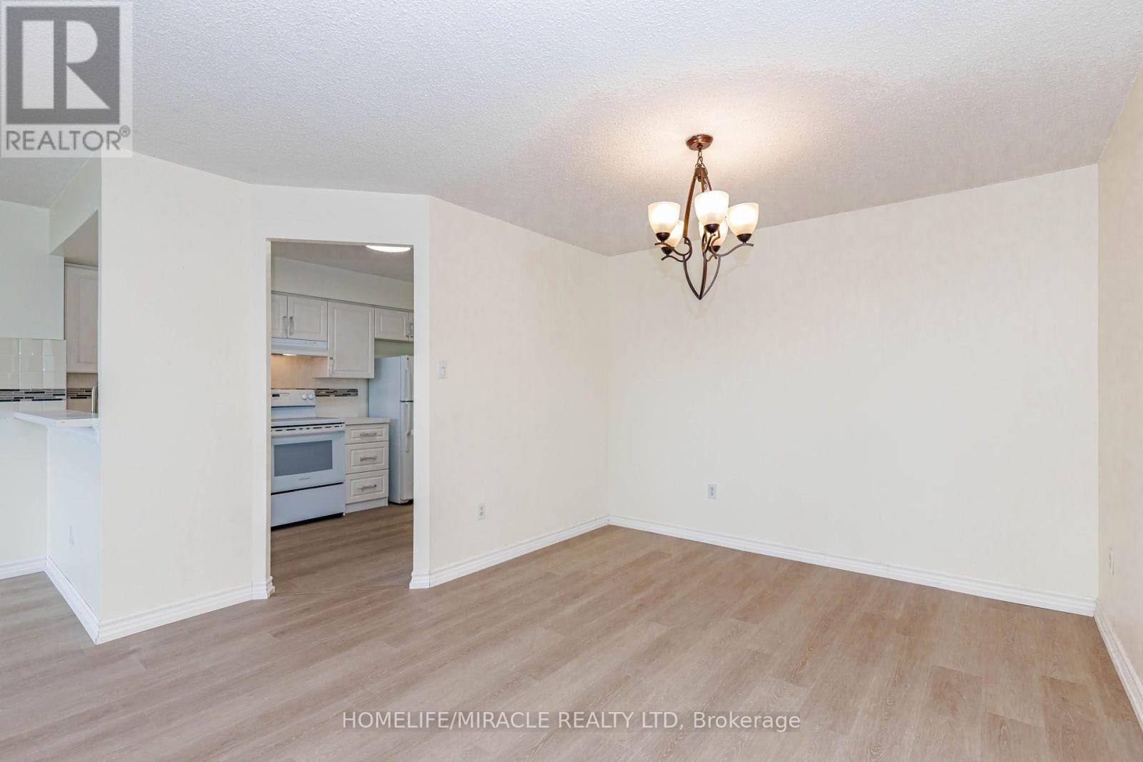 12 Laurelcrest Street — photo 13