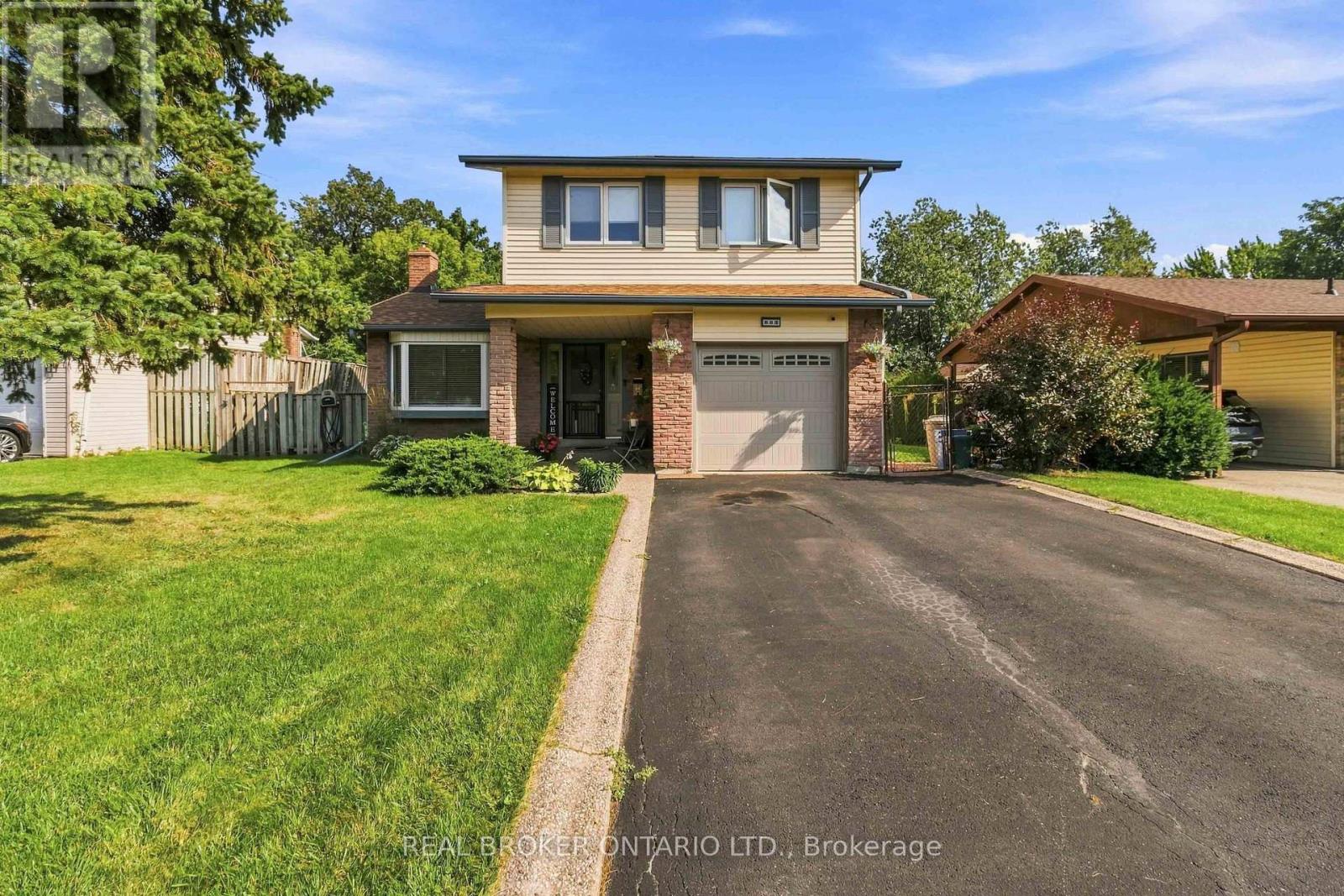 608 WOODWARD AVENUE - 1