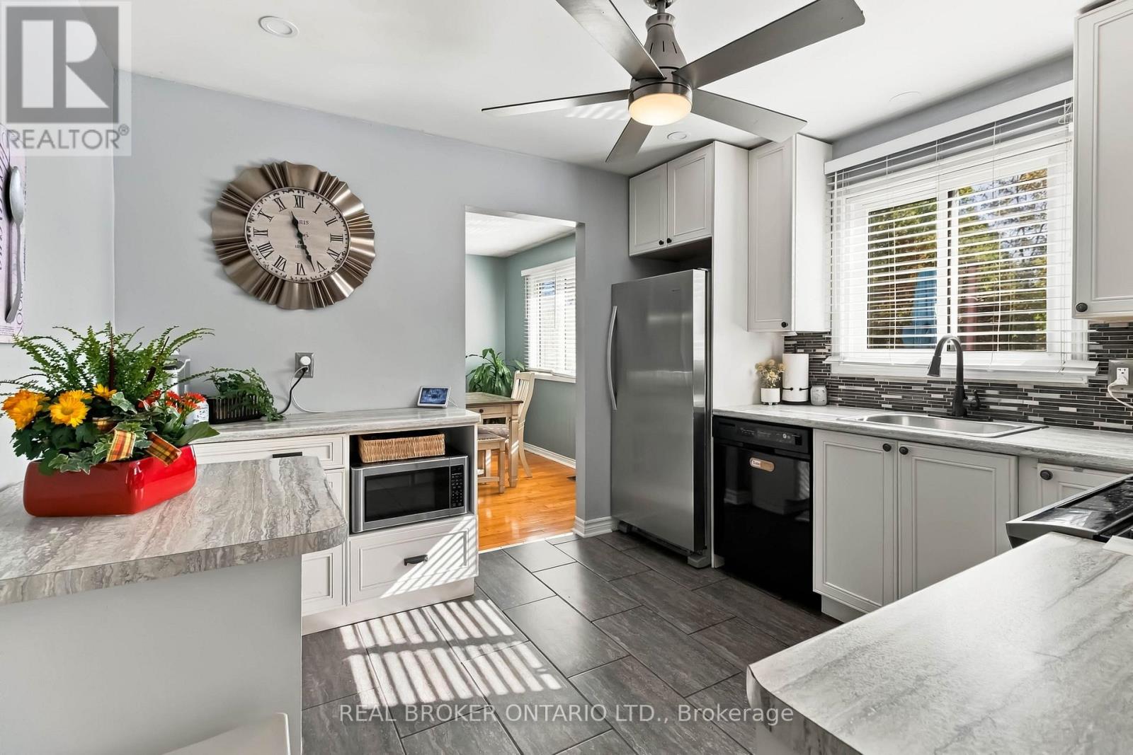 608 WOODWARD AVENUE - 15