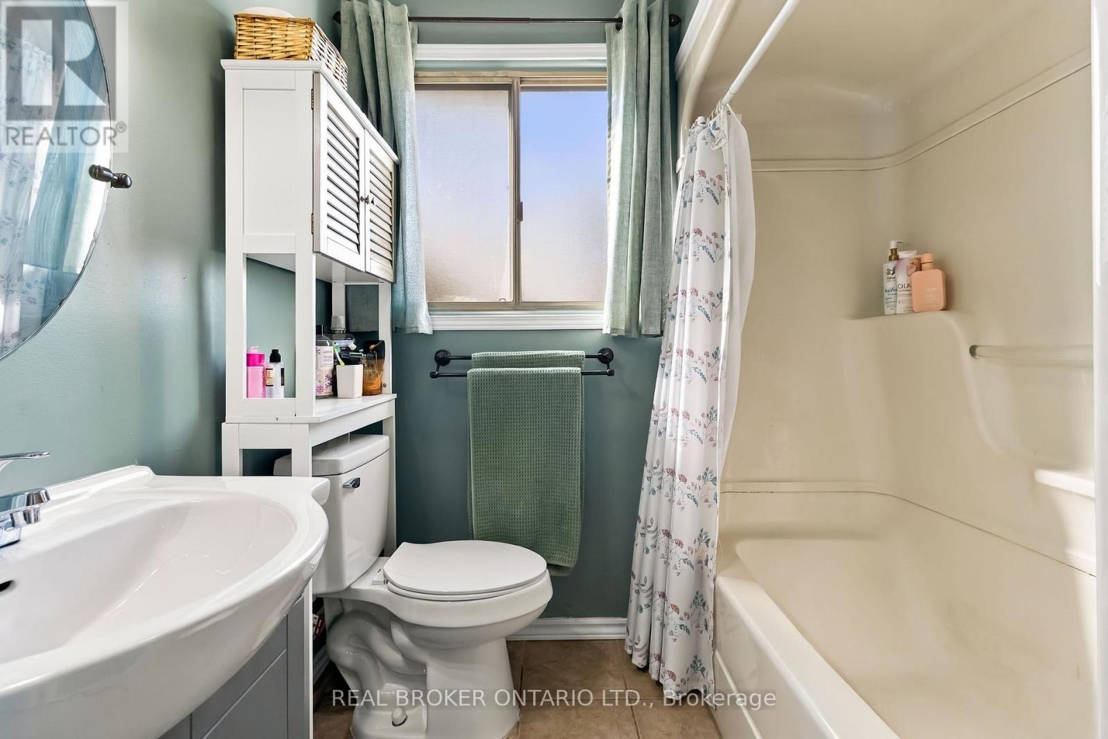 608 WOODWARD AVENUE - 23