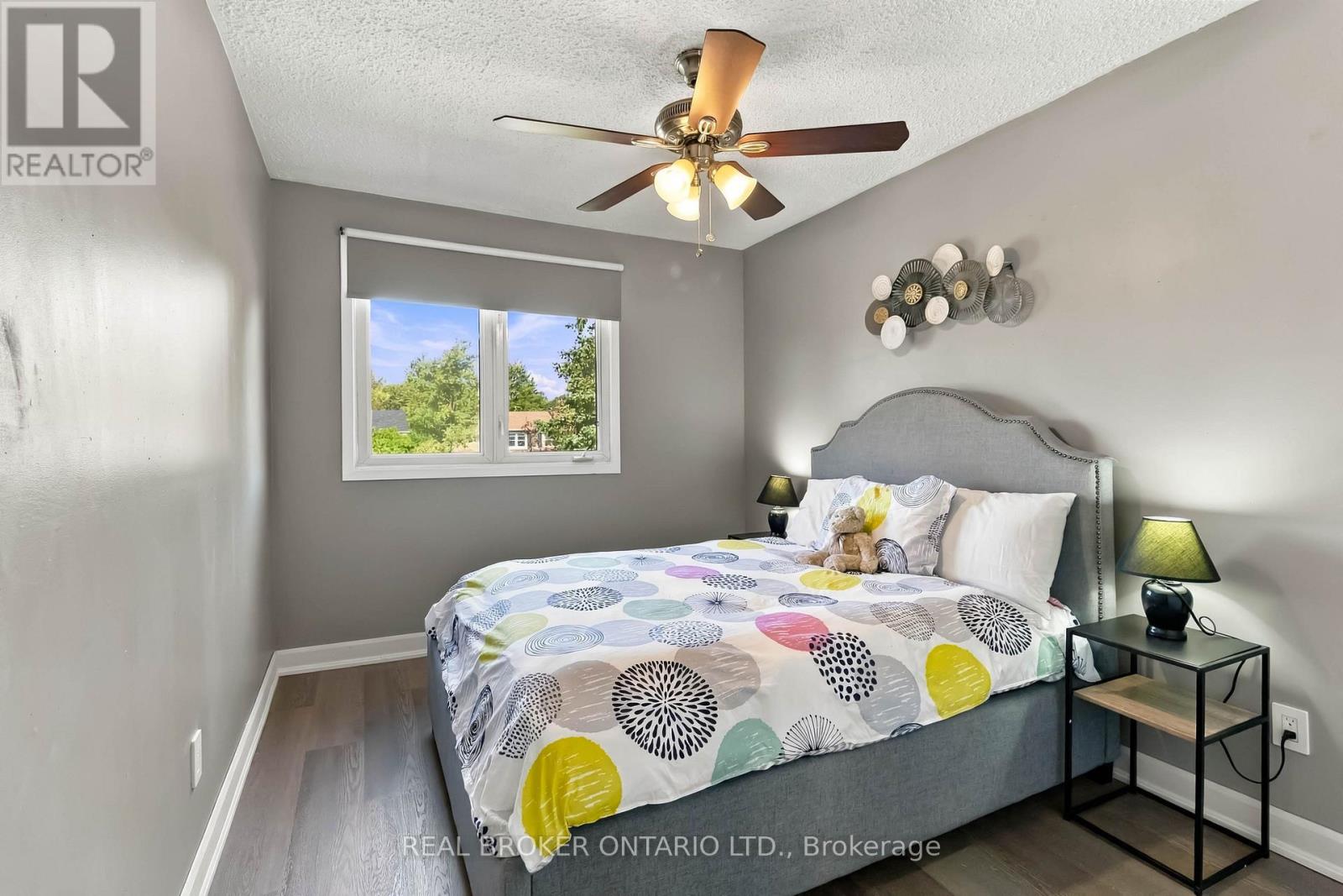 608 Woodward Avenue, Milton, ON photo 25