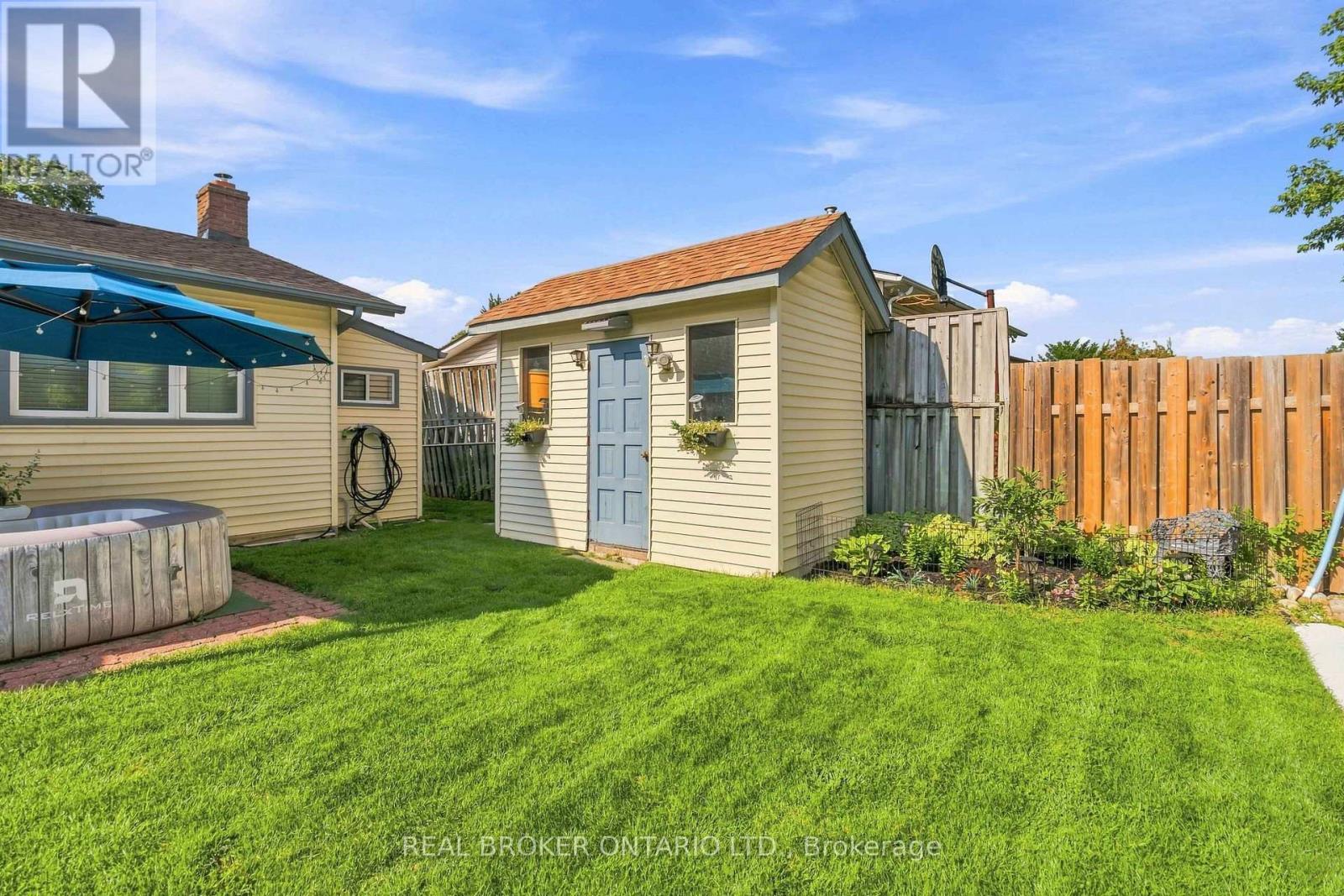 608 Woodward Avenue, Milton, ON photo 34